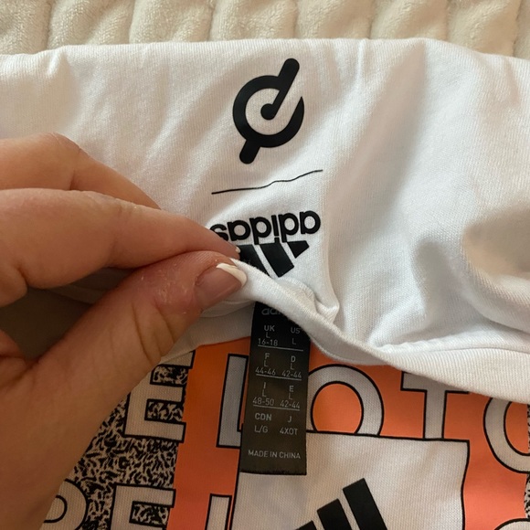 Peloton sleeveless shirt size large - Picture 2 of 2